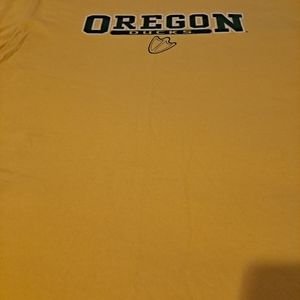 Short sleeve Oregon Ducks tshirt size XL